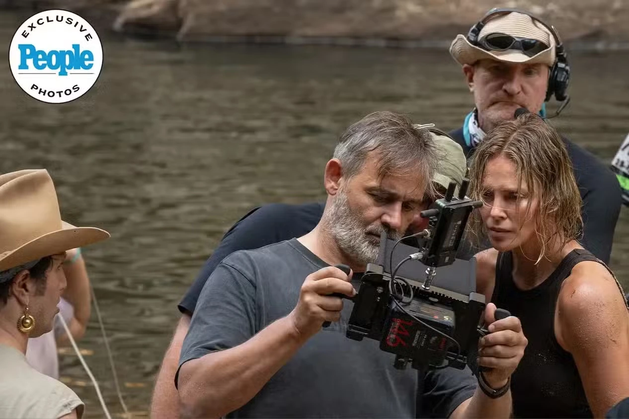 Бальтасар Кормакур и Шарлиз Терон в фильме Apex