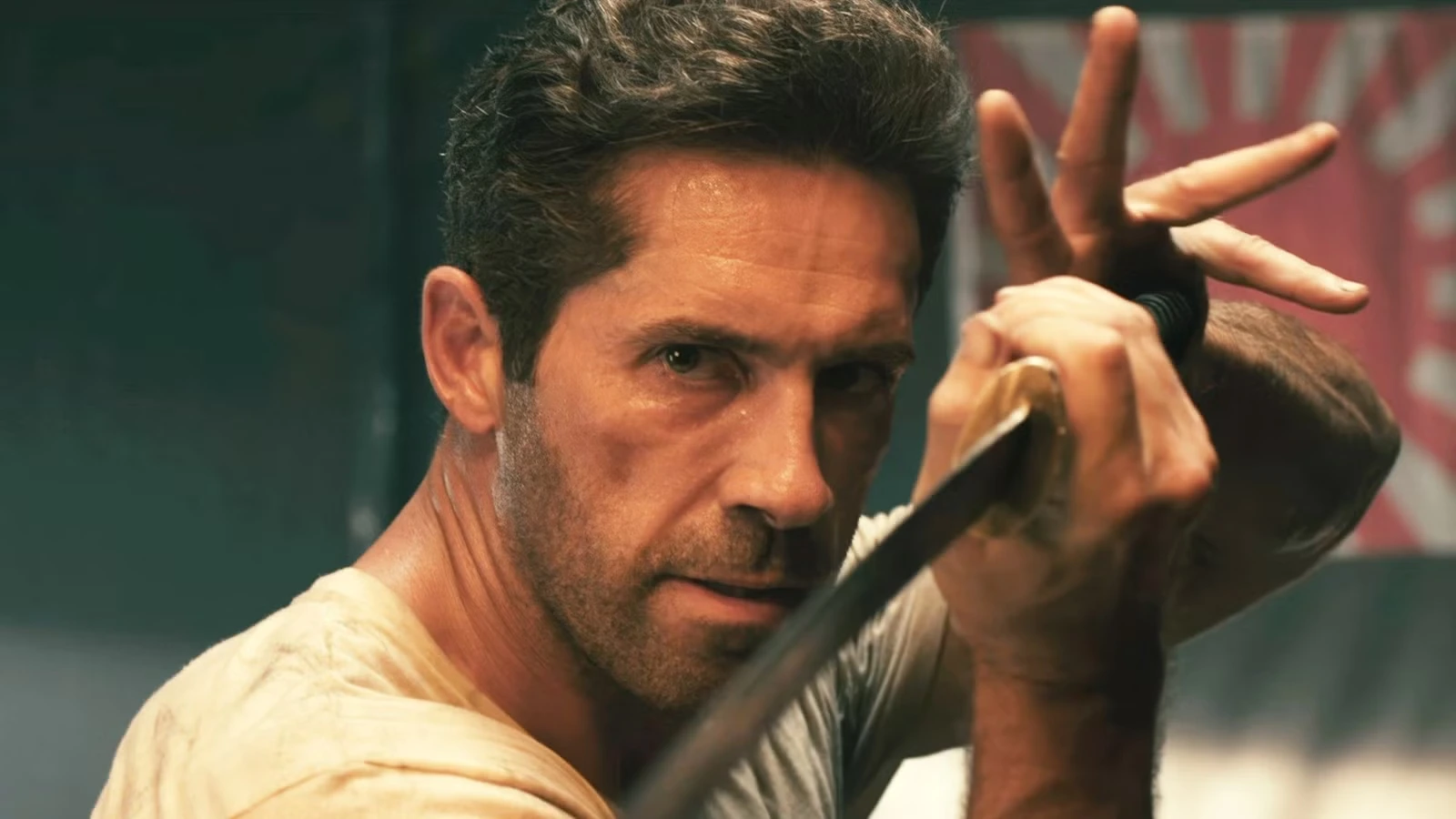 Скотт Эдкинс в фильме Военнопленный