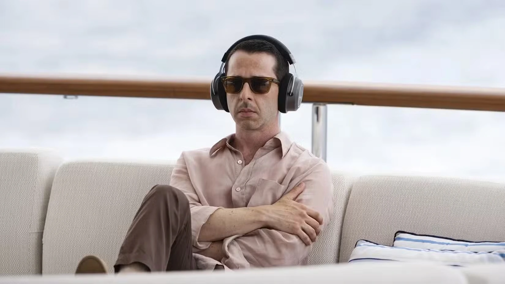 Джереми Стронг в сериале Наследники