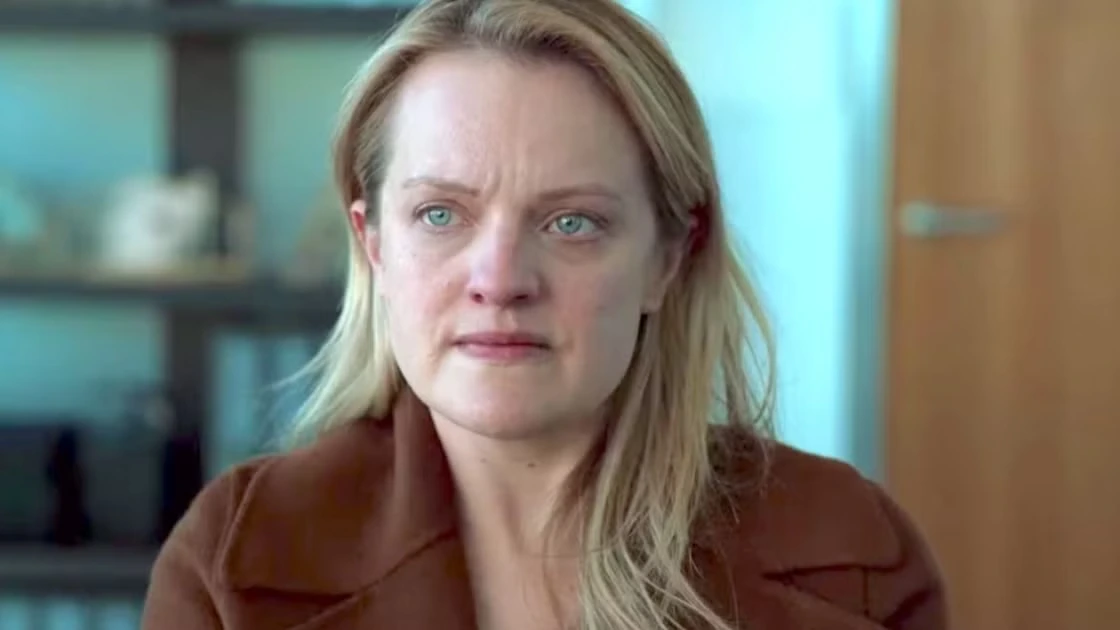 Элизабет Мосс в фильме Человек-невидимка