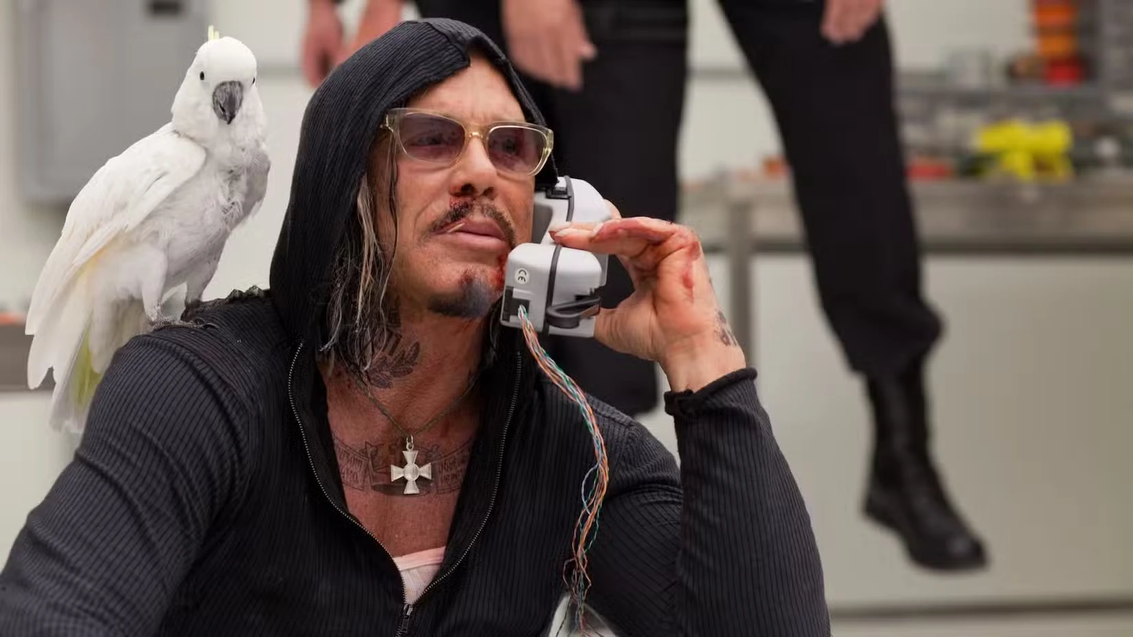 Микки Рурк в фильме Железный человек 2