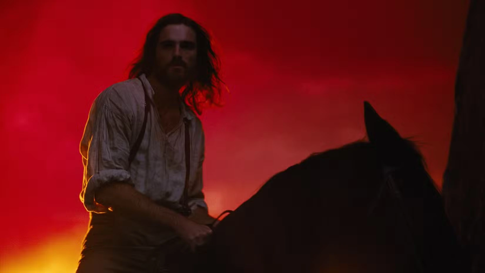 Джейкоб Элорди в роли Хитклифа в Грозовом перевале