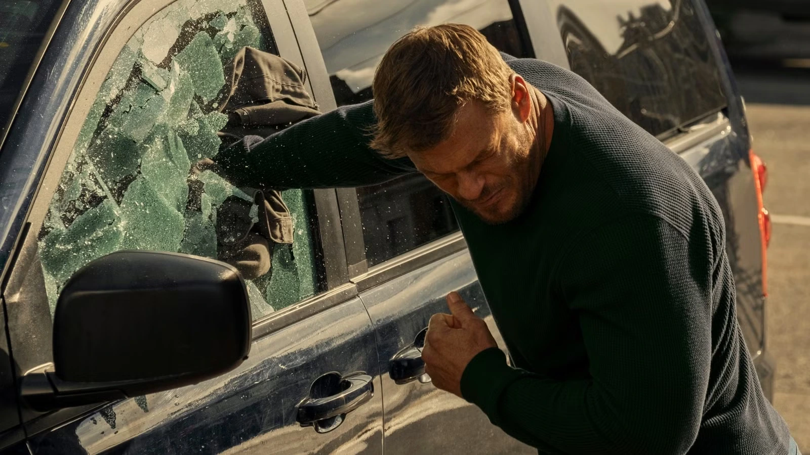 Кадр из сериала Ричер