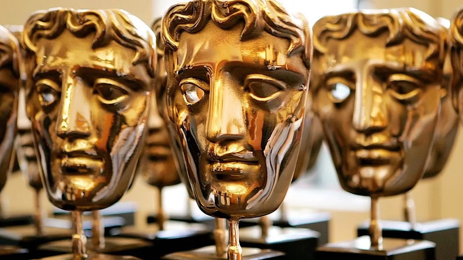 Премии BAFTA – золотые маски