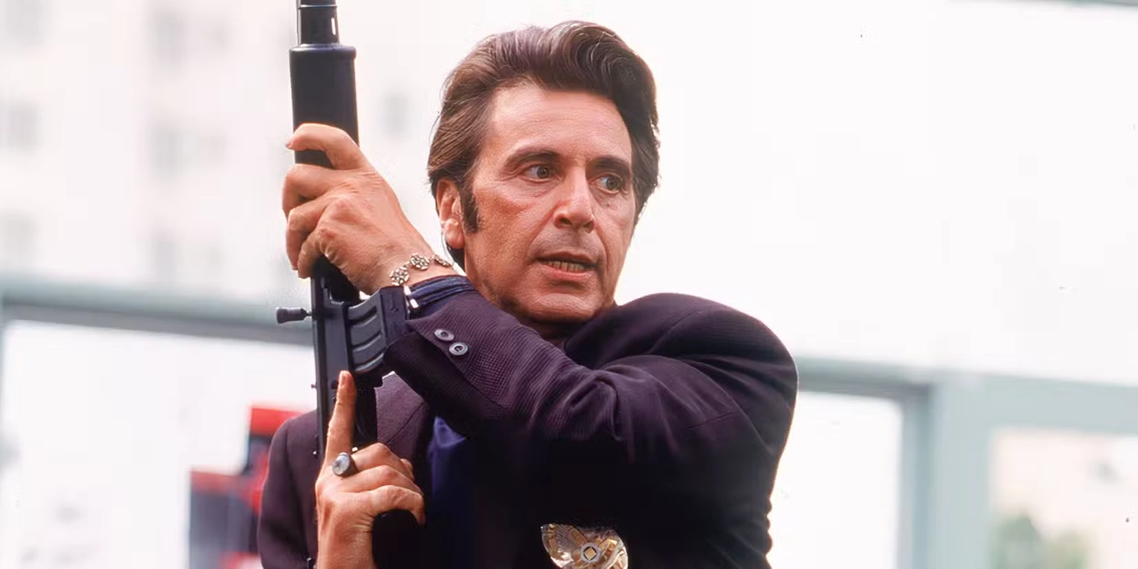 Аль Пачино в роли Винсента Ханны в Схвате