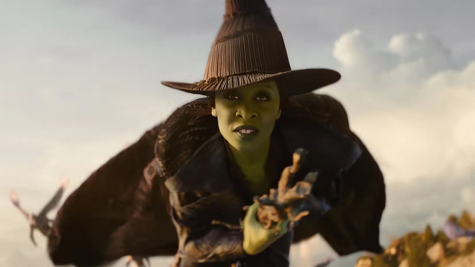 Синтия Эриво в роли Эльфарбы в фильме Злая: Навсегда