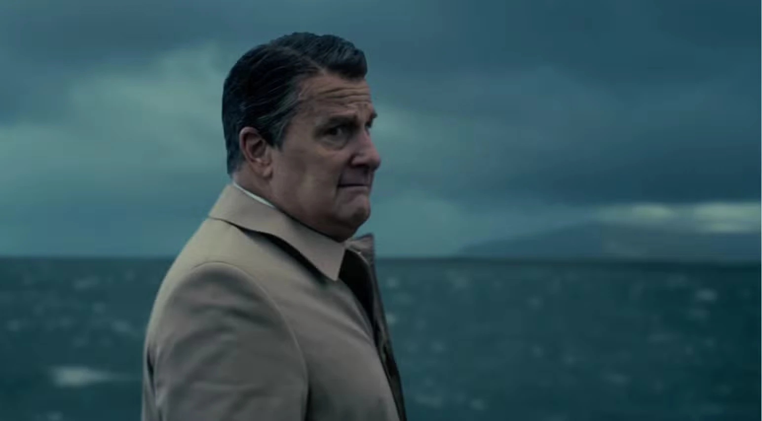 Джефф Дэниелс в фильме На грани войны