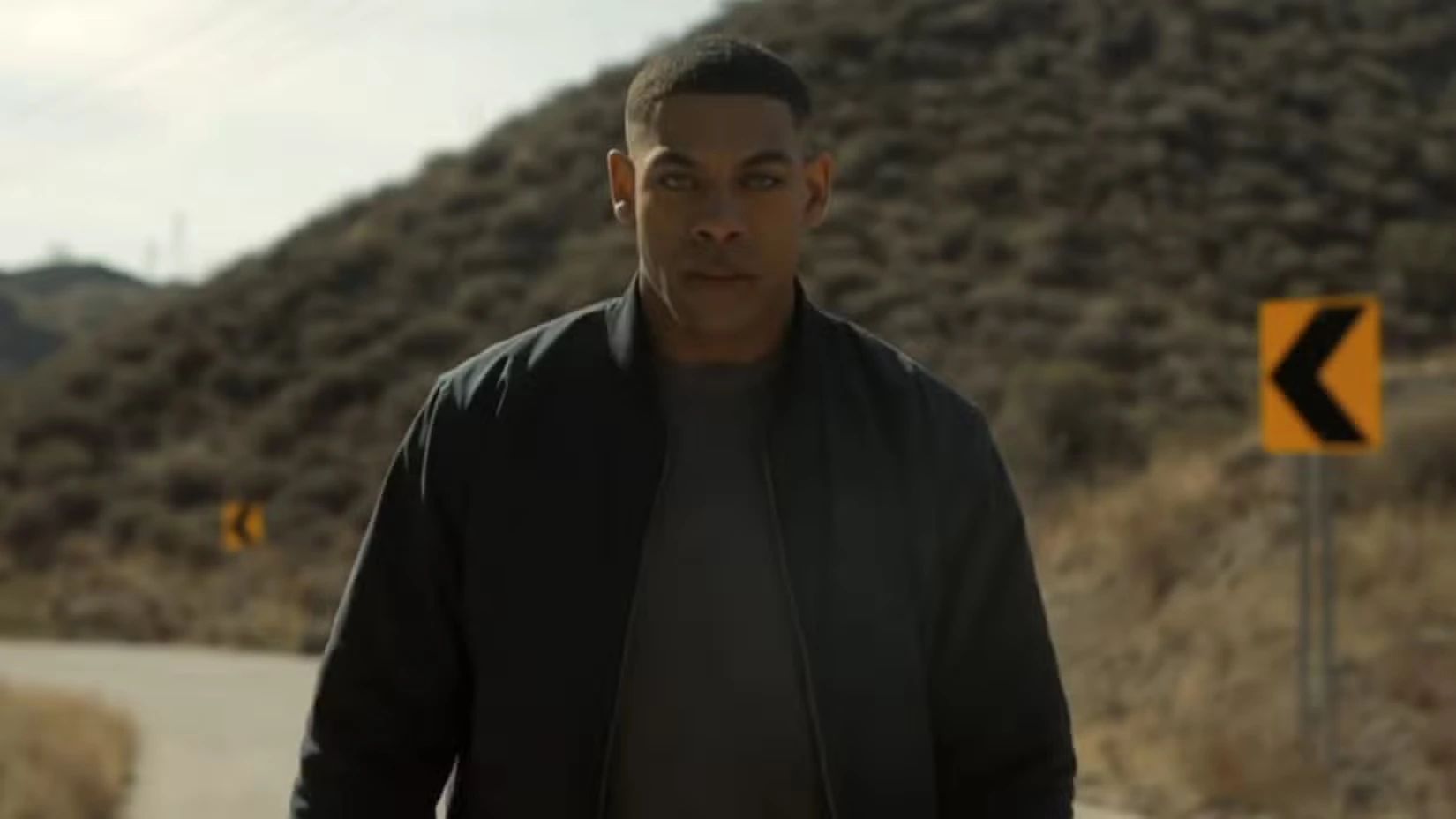 Аарон Пьер в роли Джона Стюарта из предстоящего сериала DC Studios Фонари