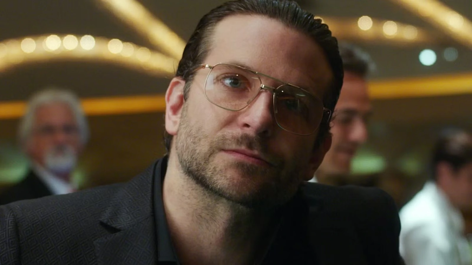 Брэдли Купер в фильме Парни со стволами