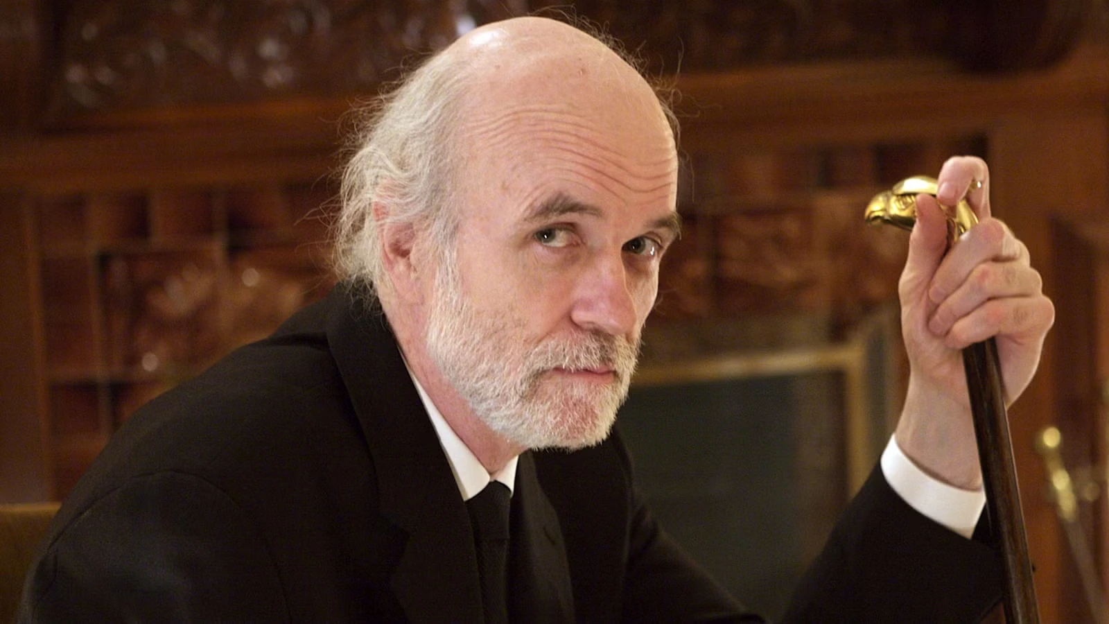 Том Нунан в фильме Дом дьявола